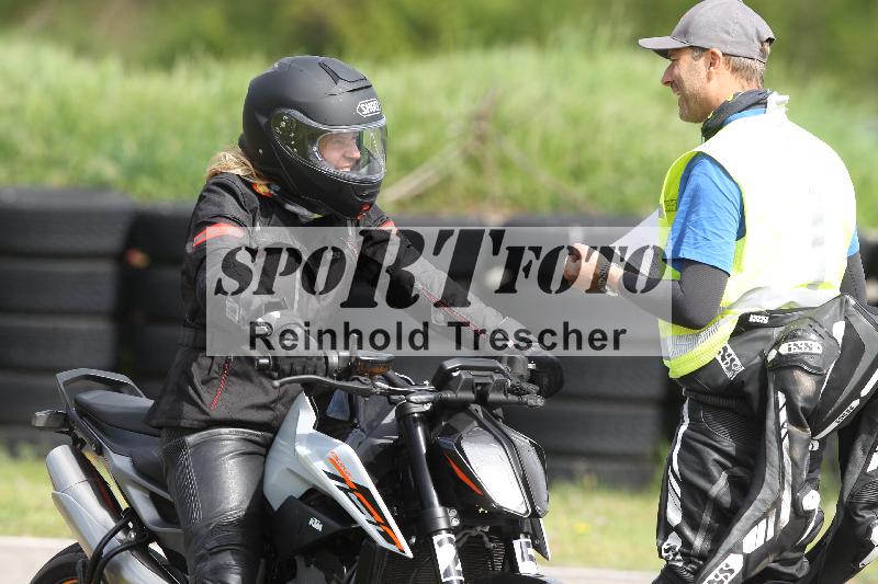 Archiv-2025/10 23.04.2025 Cornu Master School ADR/gruen-vert/25